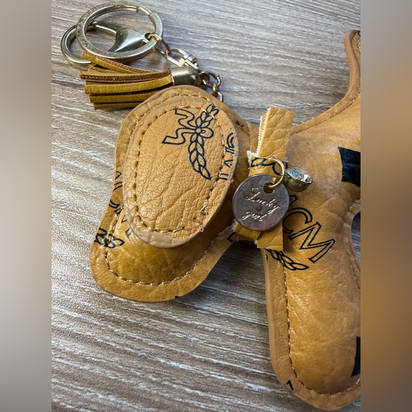 MCM Brown Dog Keychain with Gold Accents with COA - Picture 4 of 7
